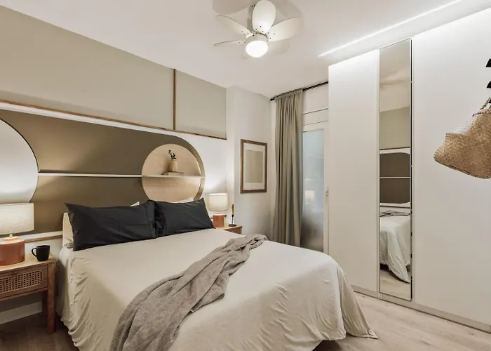 Malena - 3 Bedrooms And Terrace In Eixample Esquerra דירה