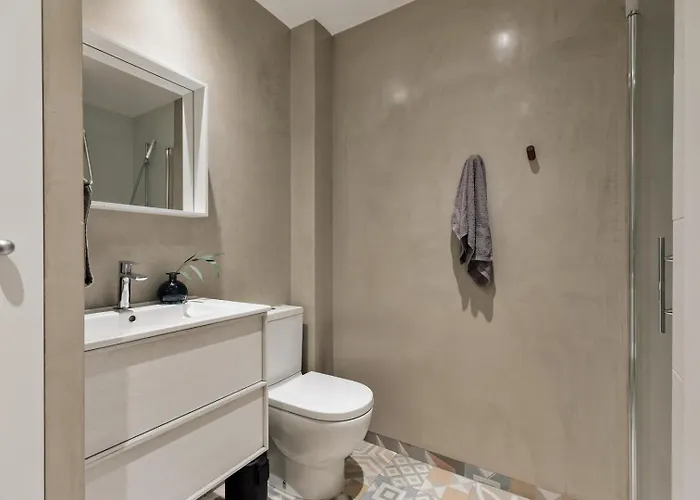 Malena - 3 Bedrooms And Terrace In Eixample Esquerra Barcelona